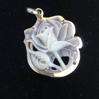 This is one of our favorite flower designs... love this handcrafted shell cameo rose. It’s a pendant set in 950 silver, has the Wounaan artist’s signature on the back along with our hallmark so there is no mistaking the origin... this is from Rainforest Design® in Panama, as are all of our cameos. Registry number #2444, 24mm. Sold with a Certificate of Authenticity. Eco-friendly, Fair tarde.  